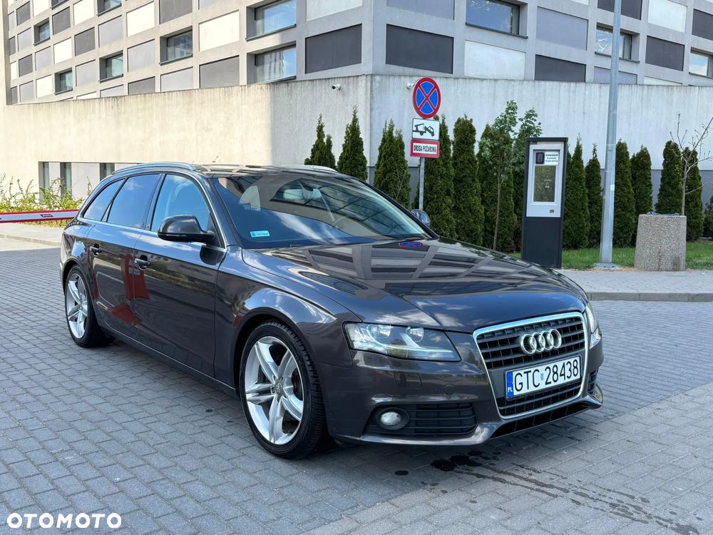 Audi A4 Avant 2.0 TFSI - 1
