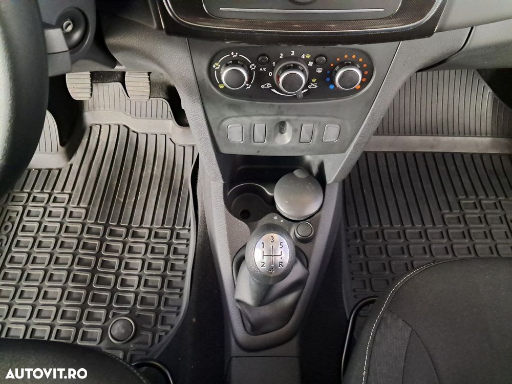 Dacia Logan - 15