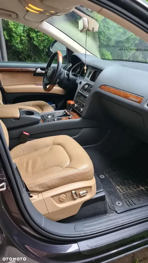 Audi Q7 3.0 TDI DPF clean diesel Quattro Tiptronic - 1