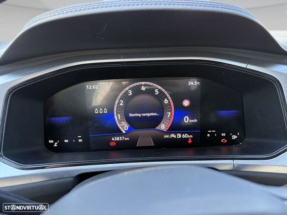 VW T-Roc 1.0 TSI Urban - 18