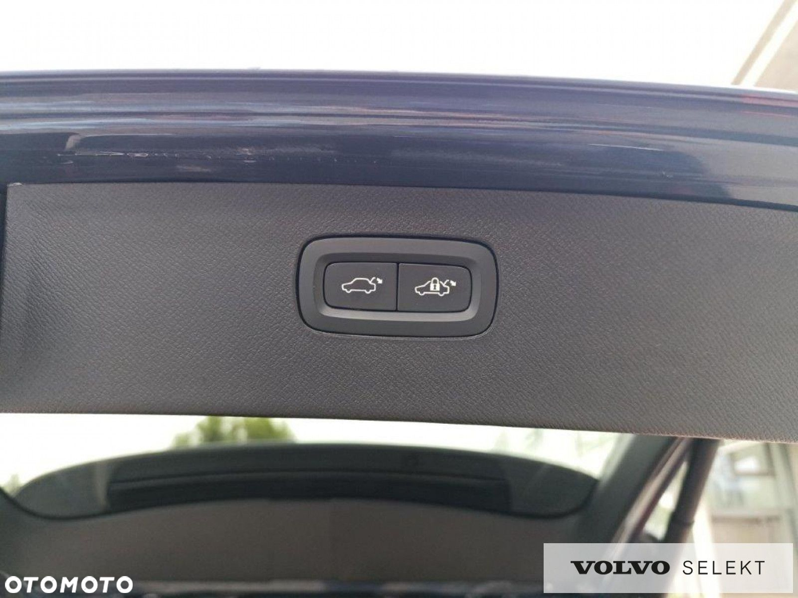 Volvo XC 90 - 30