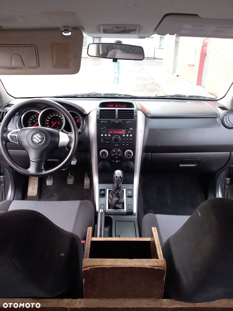 Suzuki Grand Vitara 1.6 Comfort - 11