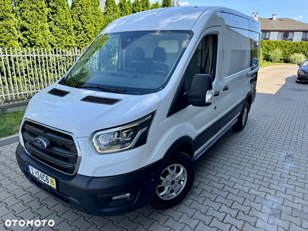 Ford TRANSIT AWD 4X4 podwójne drzwi / drzwi tylne 180 Faktura VAT 23% Kamera Monitor 170KM klimatyzacja podgrzewane siedzenia czujniki 3 osobowy faktura VAT23% serwis zadbany BOGATA OPCJA L2H2 wysoki napęd na cztery koła