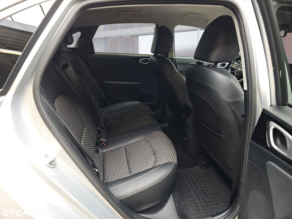 Kia Ceed 1.5 T-GDI L - 10