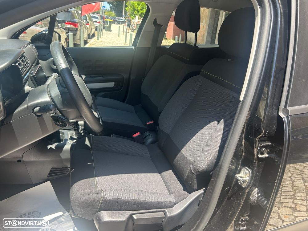Citroën C3 1.2 PureTech C-Series - 10