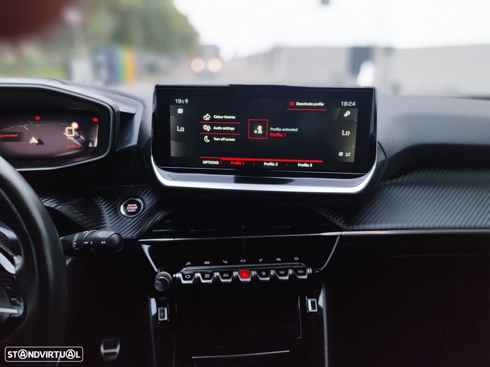 Peugeot 2008 1.2 PureTech Crossway - 16