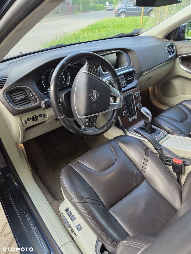Volvo V40 D2 - 17