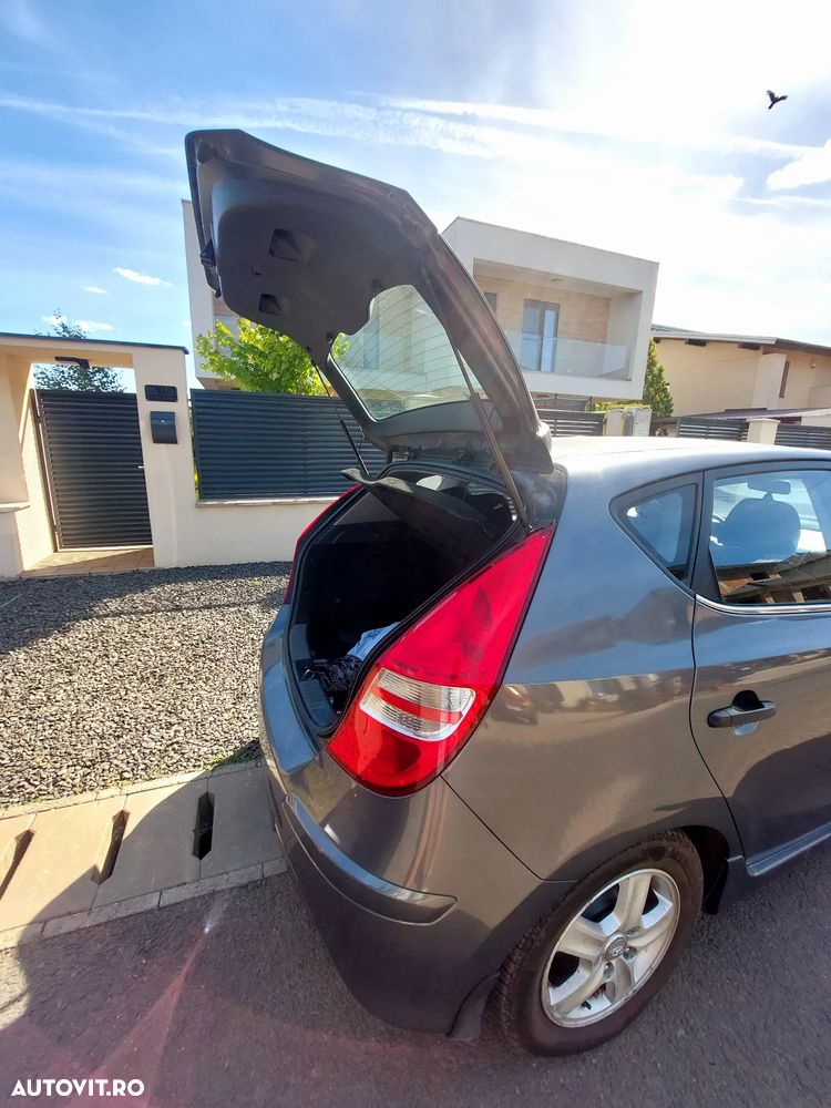 Hyundai i30 1.4 FL Classic - 12