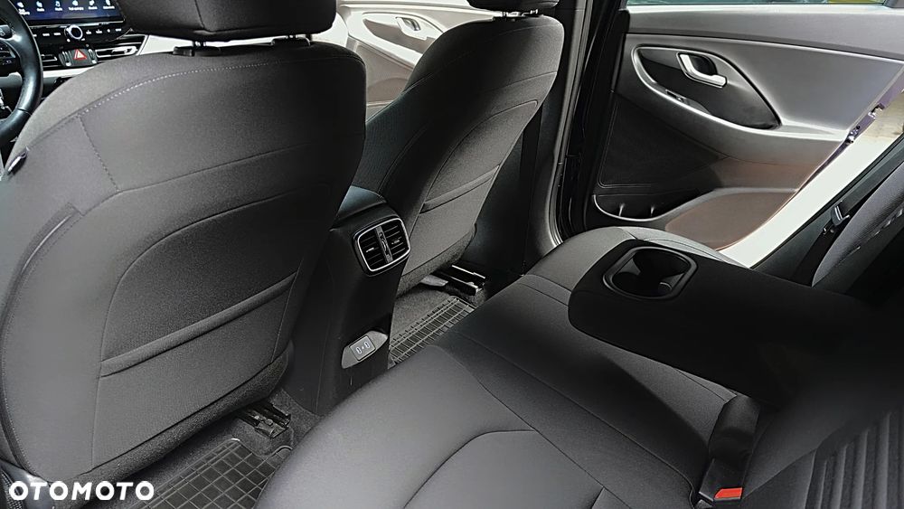 Hyundai i30 1.5 T-GDI 48V Smart Plus DCT - 16