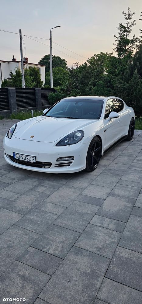 Porsche Panamera 4 - 1