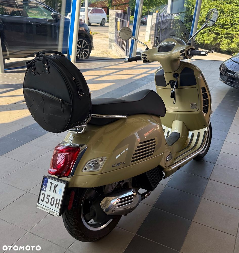 Vespa GTS - 7