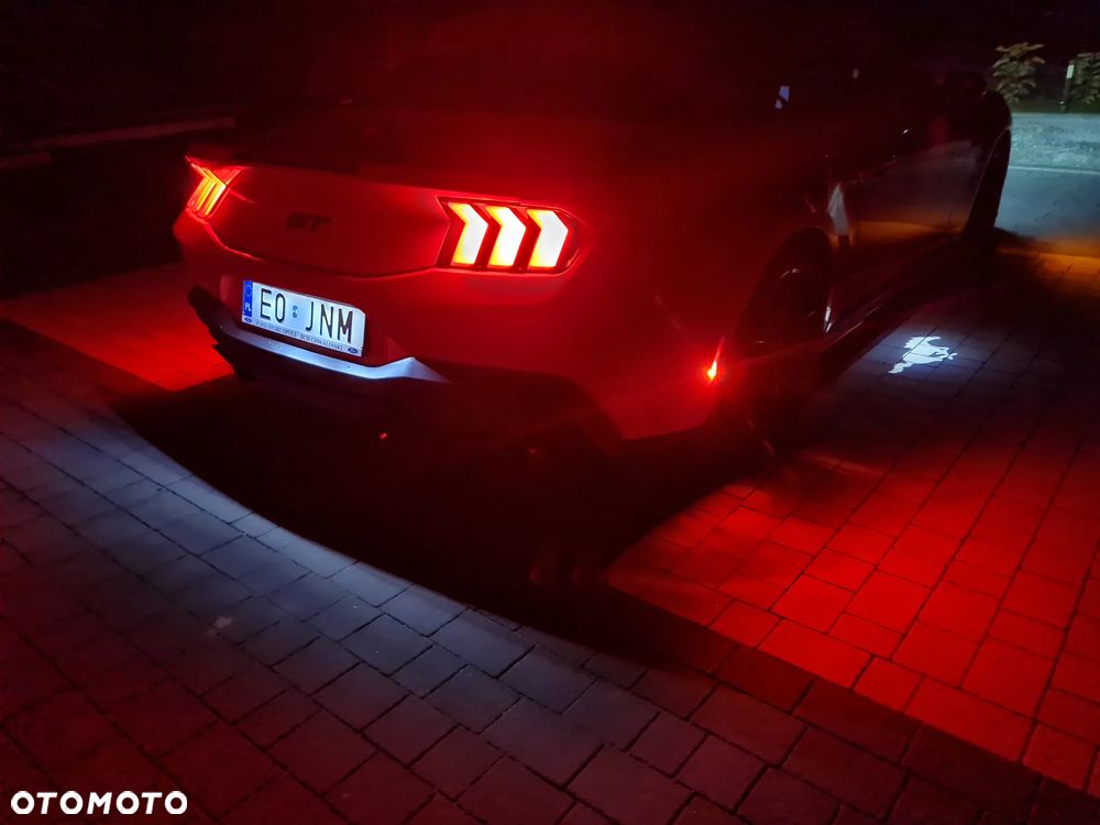 Ford Mustang - 37