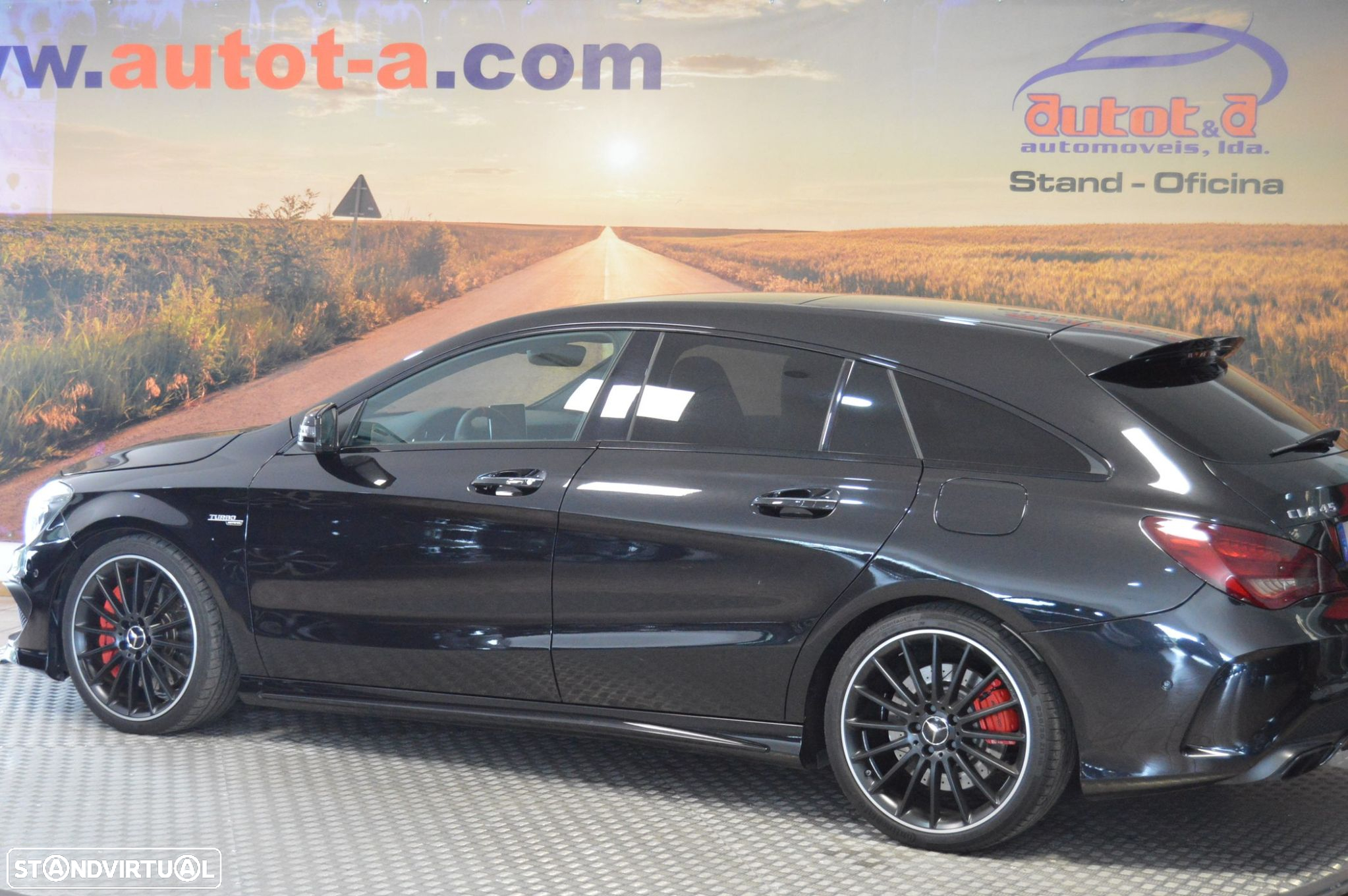 Mercedes-Benz CLA 45 AMG Shooting Brake 4-Matic - 3