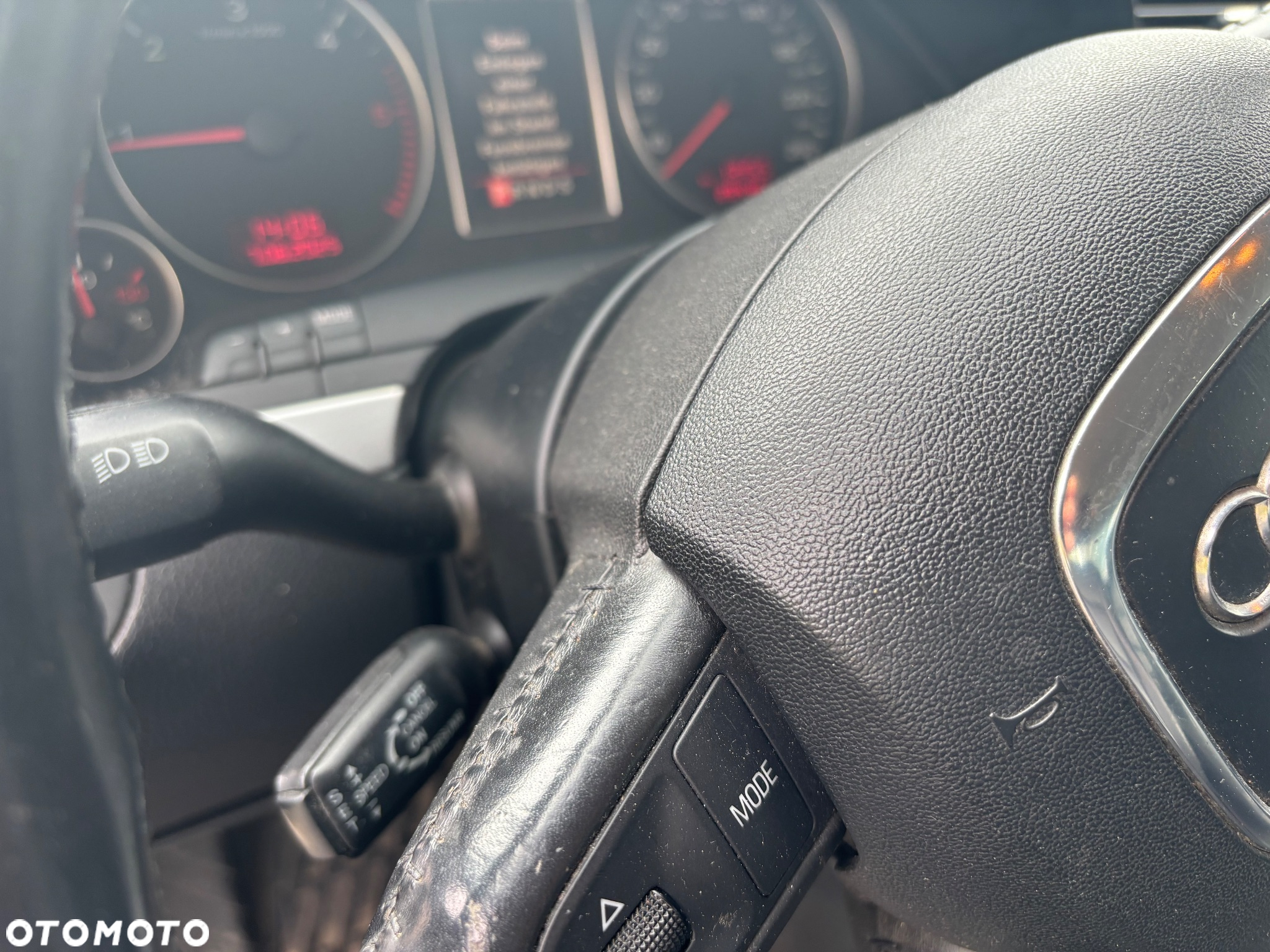 Audi A4 2.0 TDI Multitronic - 8