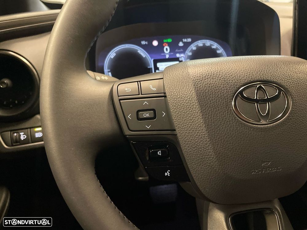 Toyota C-HR 1.8 Hybrid Square Collection - 23
