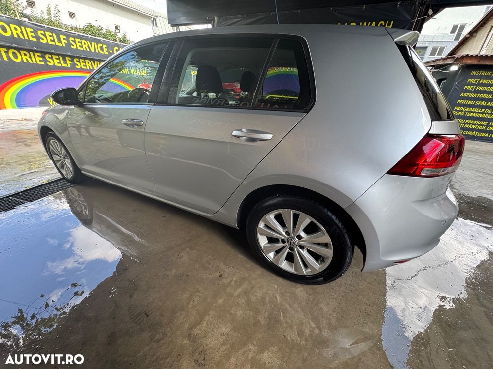 Volkswagen Golf 1.6 TDI DPF BMT DSG Comfortline - 5