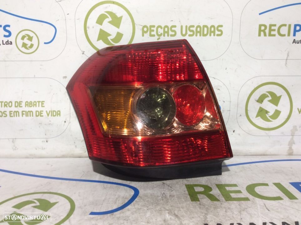 Farolim de stop direito Toyota Corolla E12 - 1