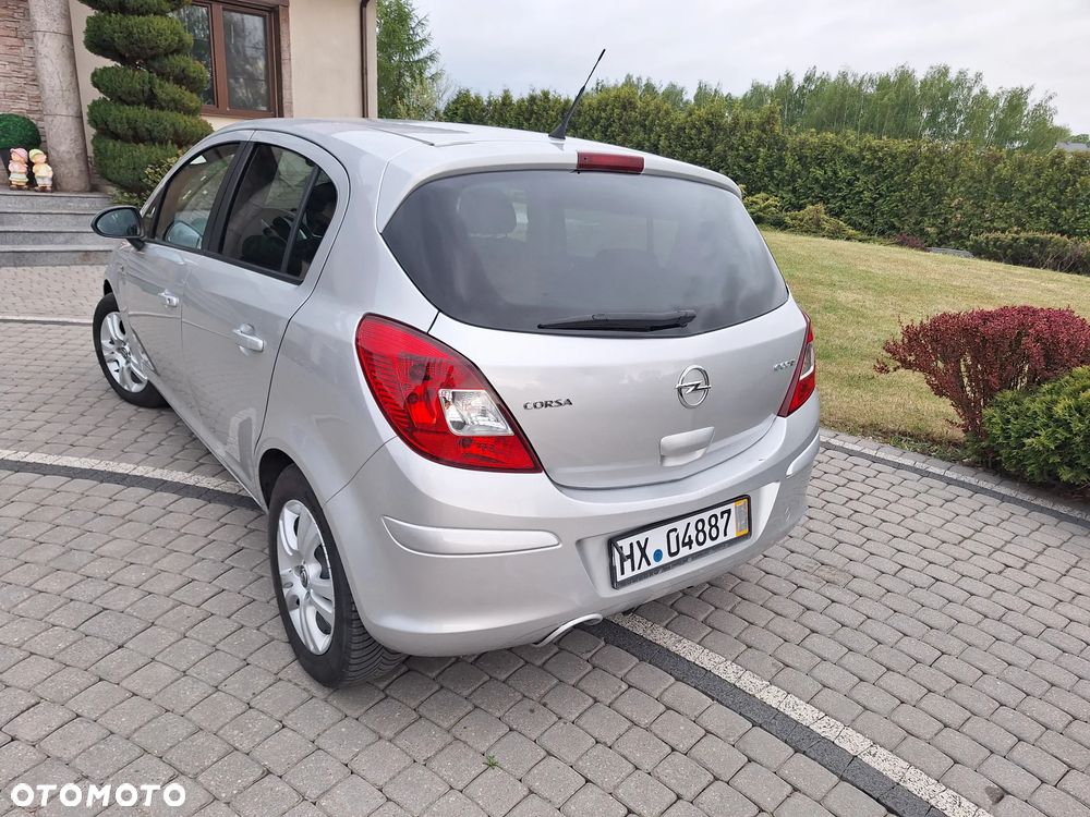 Opel Corsa 1.2 16V - 4