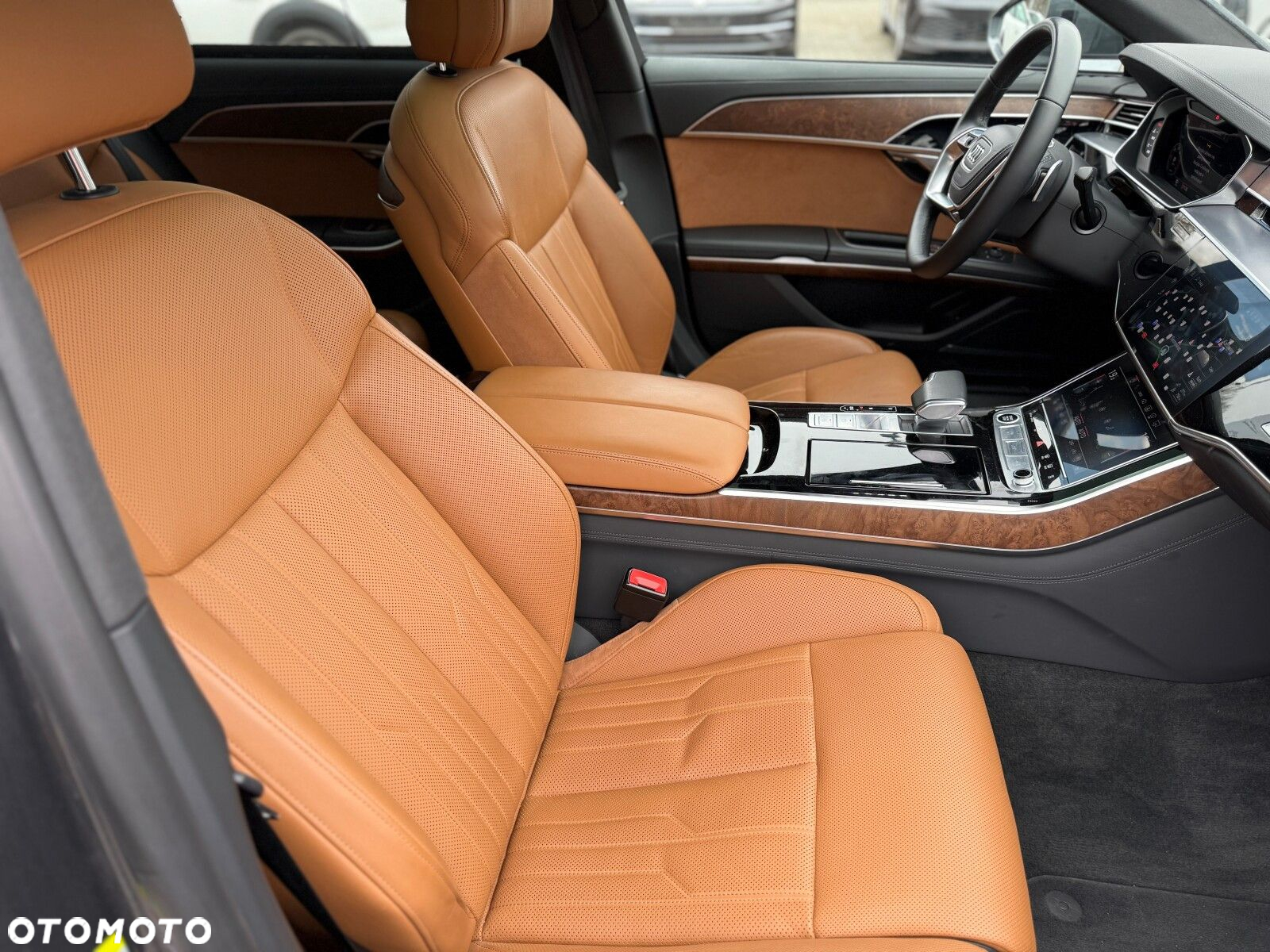 Audi A8 - 14
