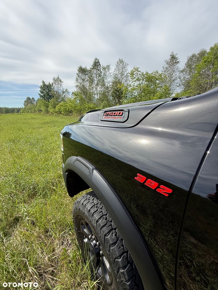 Dodge RAM - 25
