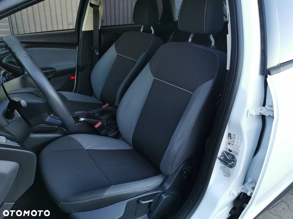 Ford Focus 1.0 EcoBoost Start-Stopp-System Champions Edition - 6