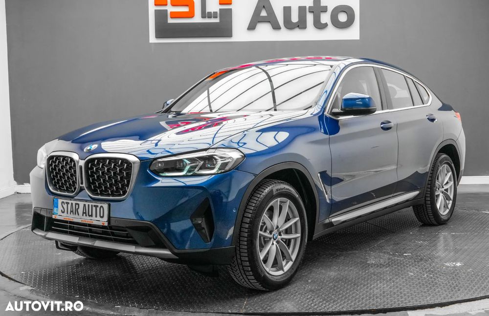 BMW X4 xDrive20i AT Advantage - 2