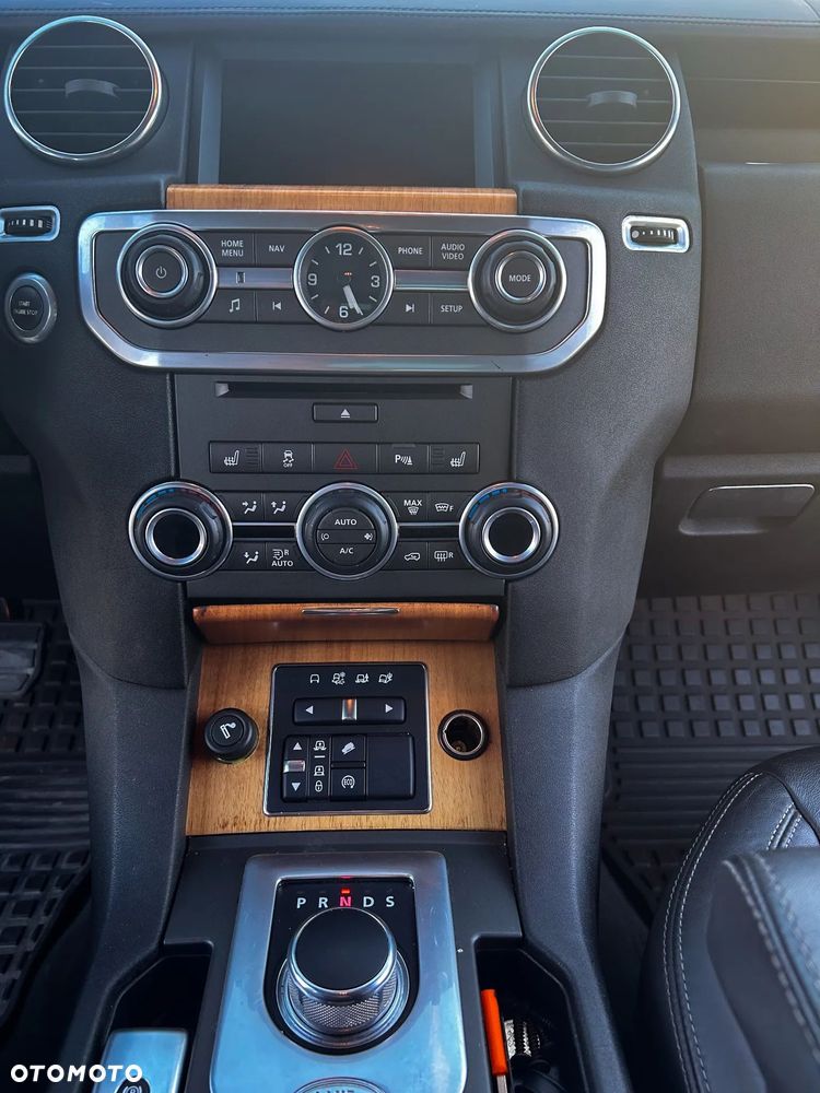 Land Rover Discovery 3.0 V6 SC HSE - 27