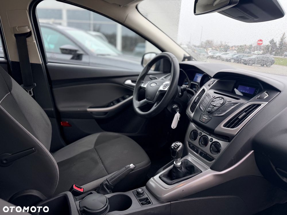 Ford Focus 1.6 EcoBoost Edition Start - 16