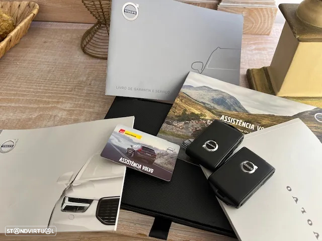 Volvo XC 40 1.5 T3 Momentum Tech Edition - 30