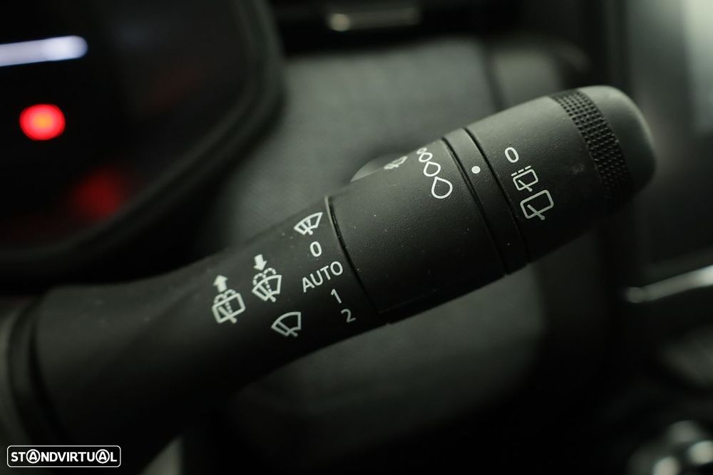 Renault Clio 1.0 TCe Techno - 17