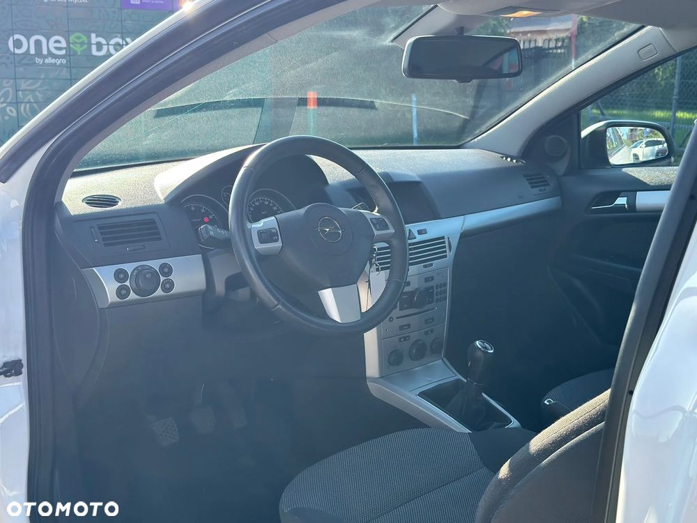 Opel Astra 1.4 Edition Plus - 17