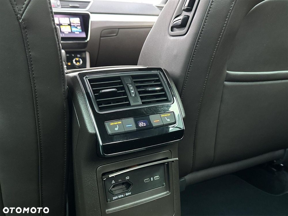 Skoda Superb 2.0 TSI L&K DSG - 32