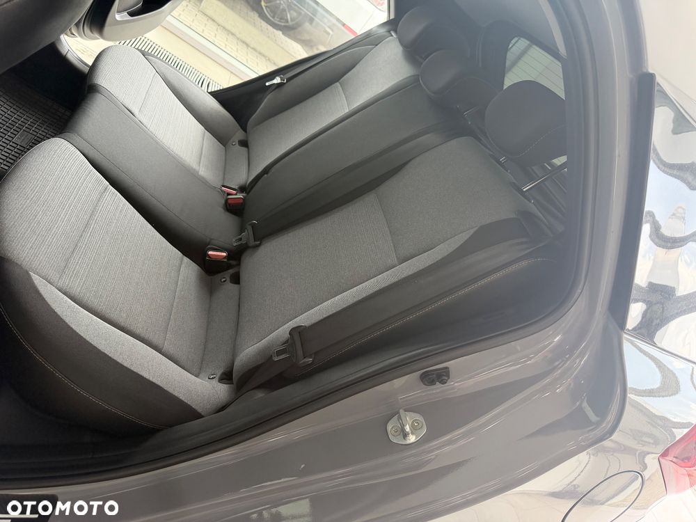 Hyundai i20 - 25