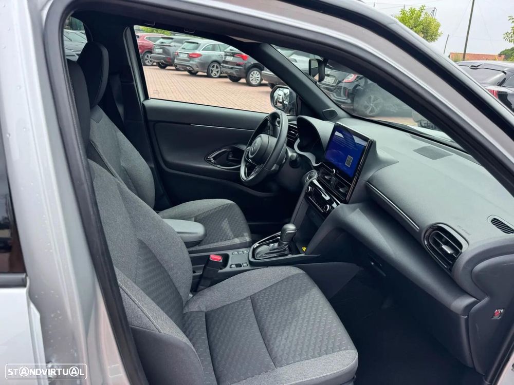 Toyota Yaris Cross 1.5 HDF Comfort Plus AWD - 20