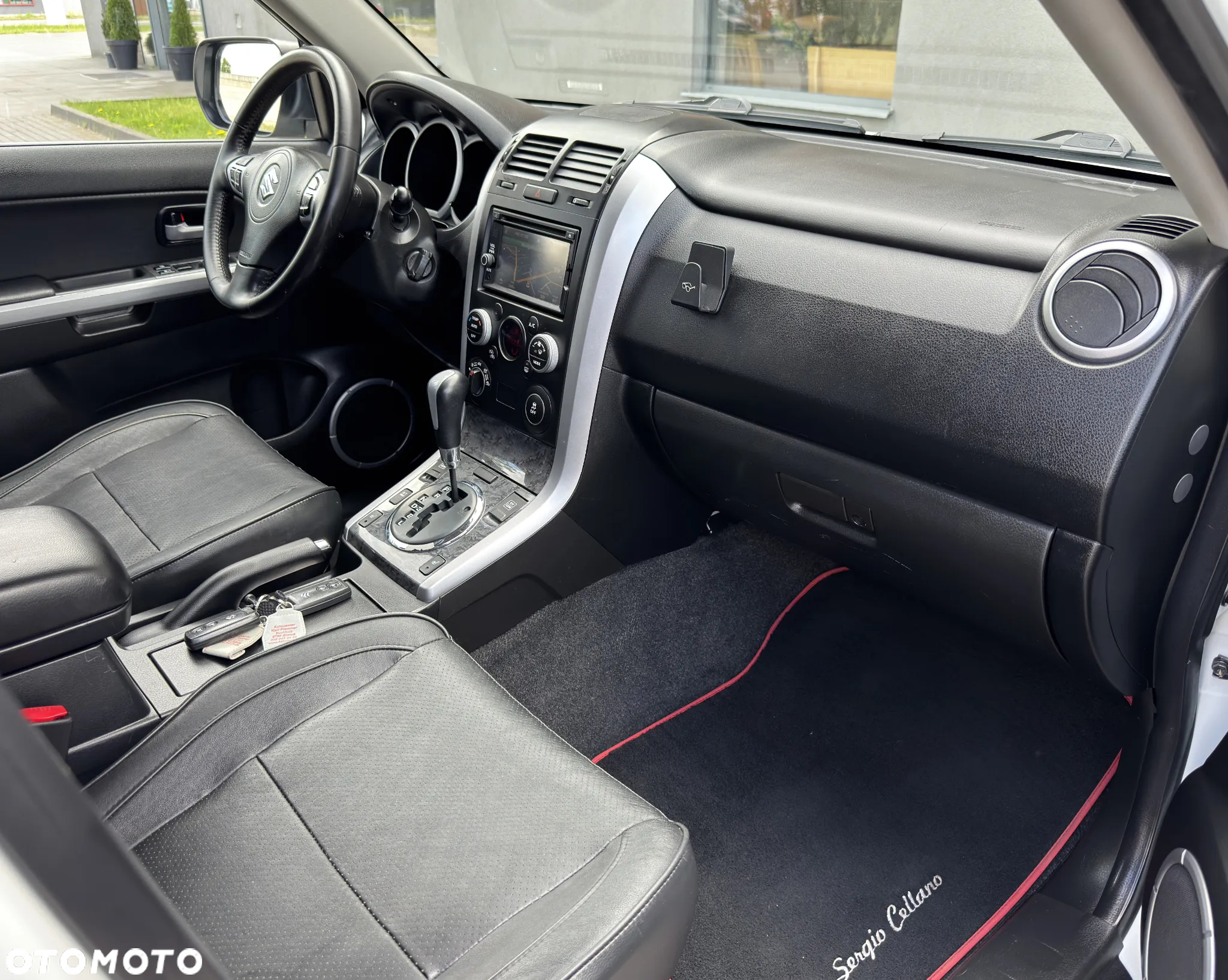 Suzuki Grand Vitara 2.4 Premium EU5 - 33