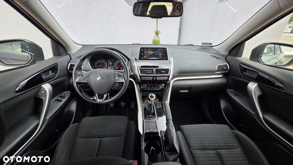 Mitsubishi Eclipse Cross 1.5 T GPF Invite Plus - 23