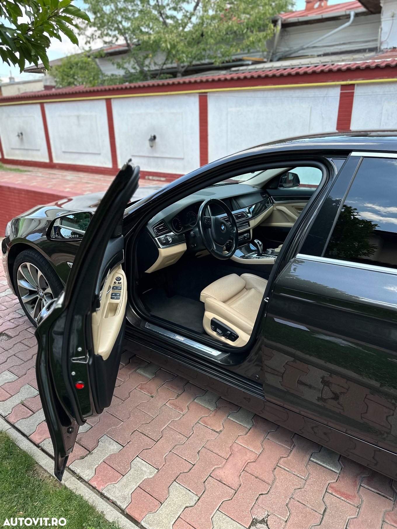 BMW Seria 5 525d xDrive AT - 20
