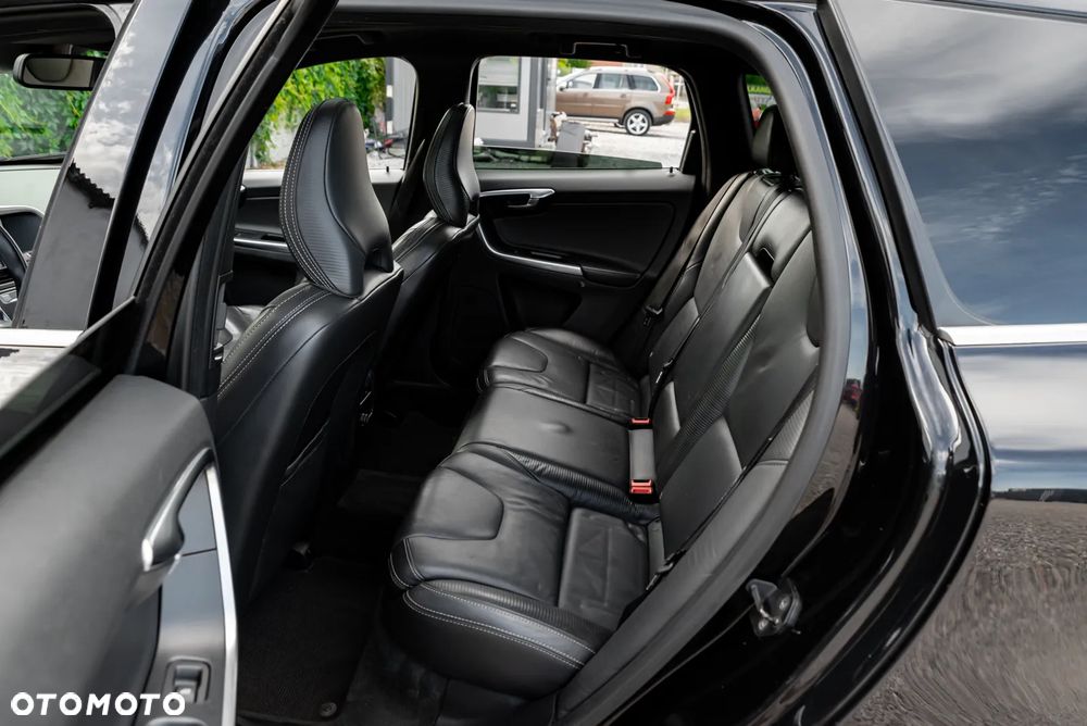 Volvo XC 60 D5 AWD RDesign - 20