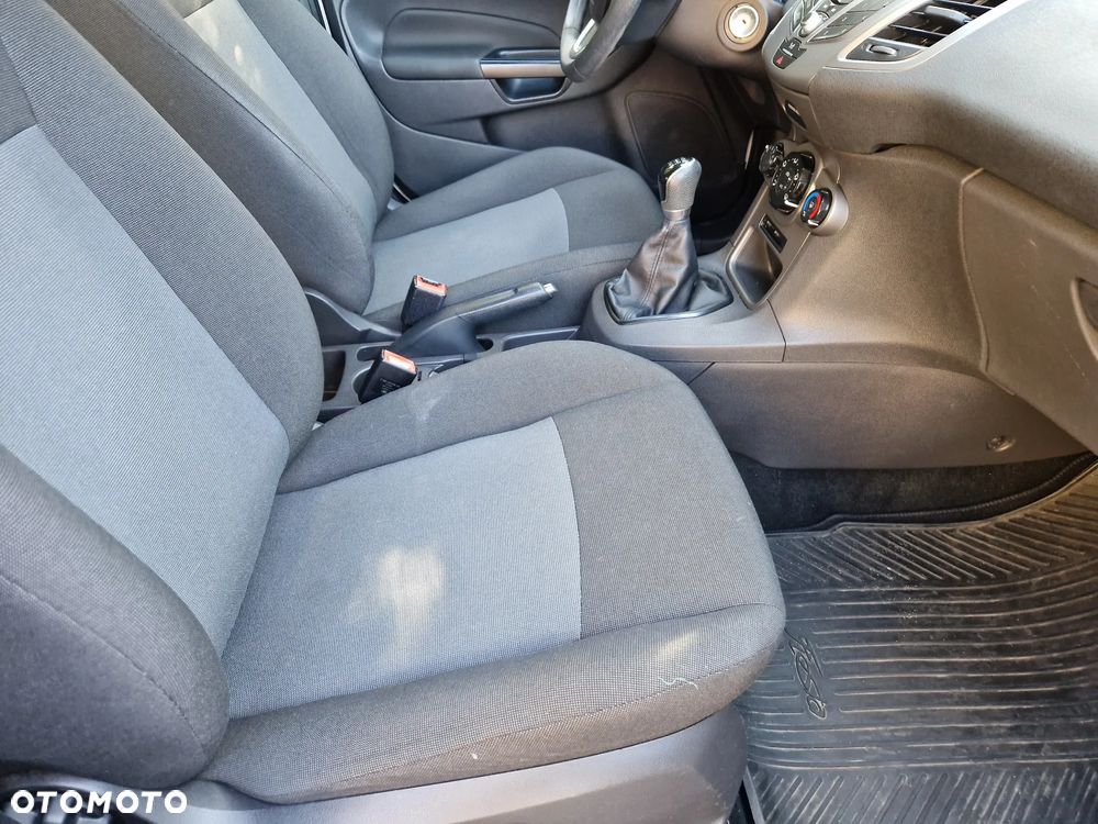 Ford Fiesta 1.25 Silver X (Ambiente) EU6 - 12