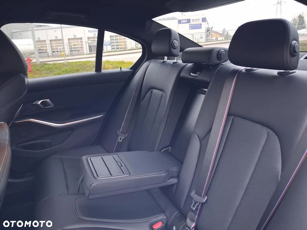 BMW Seria 3 320d mHEV M Sport sport - 17