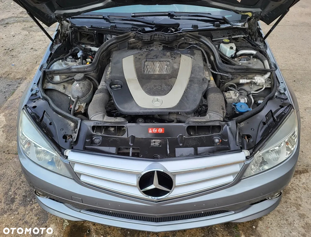 Mercedes-Benz Klasa C 300 7G-TRONIC - 16