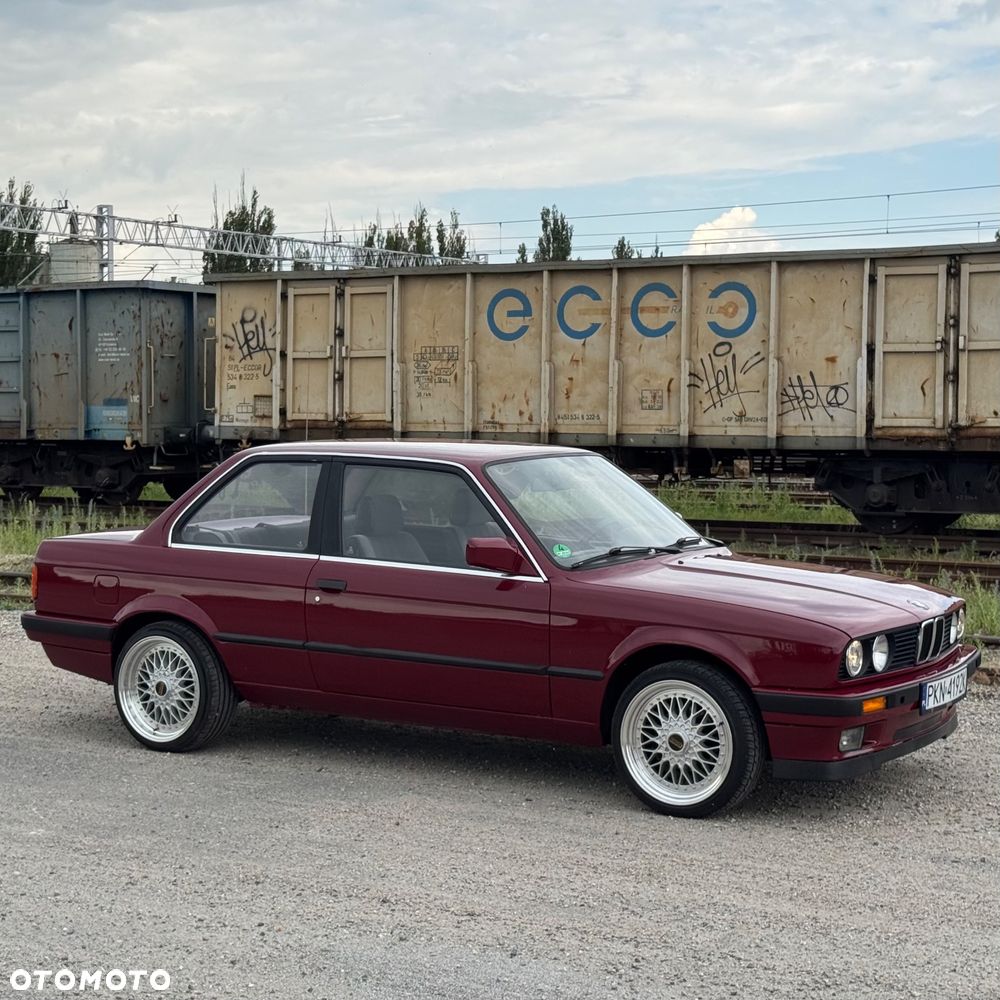 BMW Seria 3 316i - 1