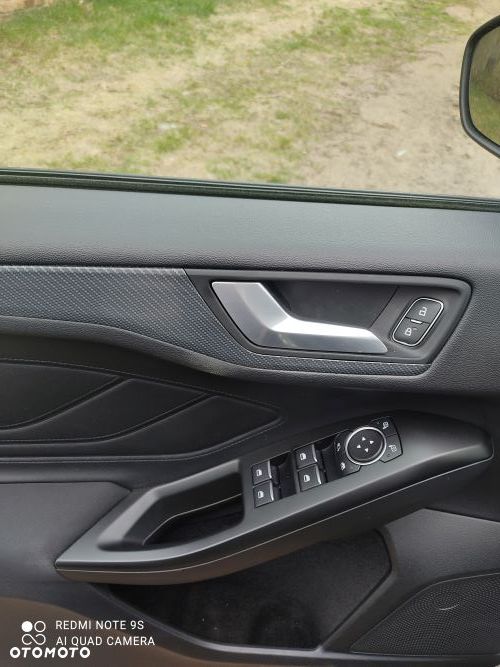 Ford Focus 1.0 EcoBoost Start-Stopp-System ST-LINE - 16