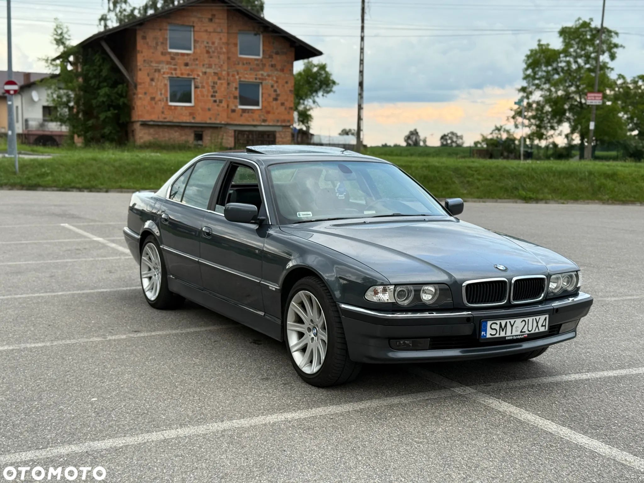 BMW Seria 7 728i L - 1