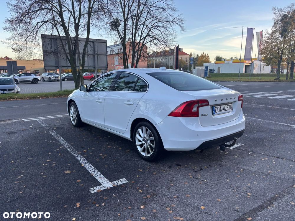 Volvo S60 D3 Momentum - 3