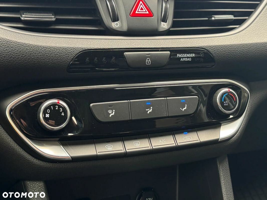 Hyundai i30 1.0 T-GDI Modern DCT - 17