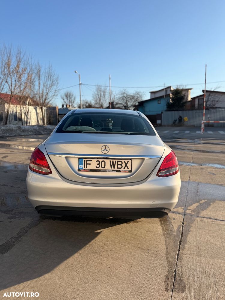 Mercedes-Benz C - 7