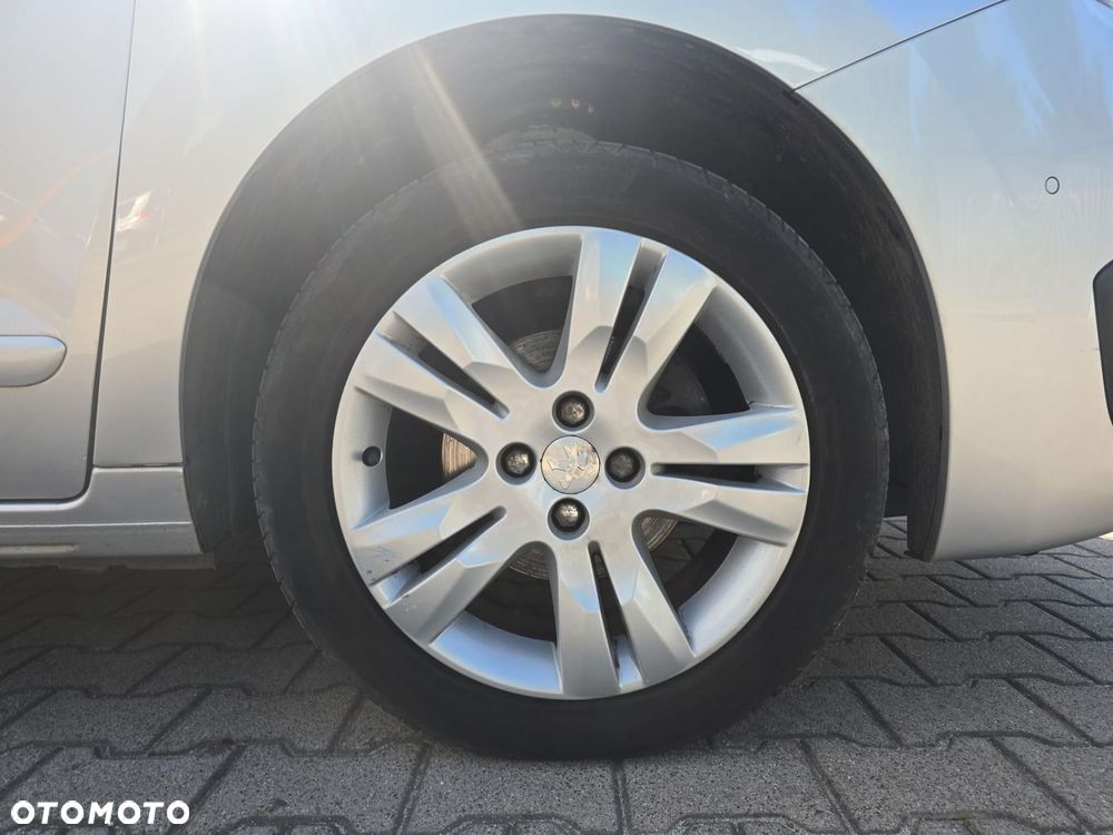 Peugeot 5008 1.6 HDi Active - 26
