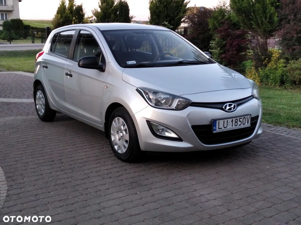 Hyundai i20 1.4 Comfort EU5 - 2