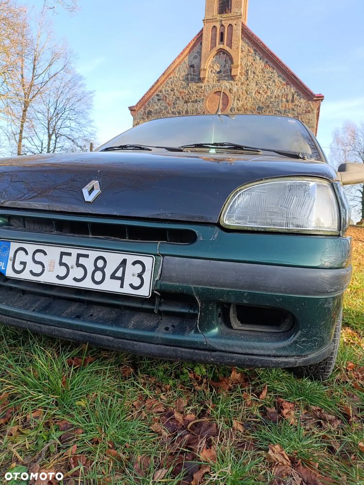 Renault Clio - 7